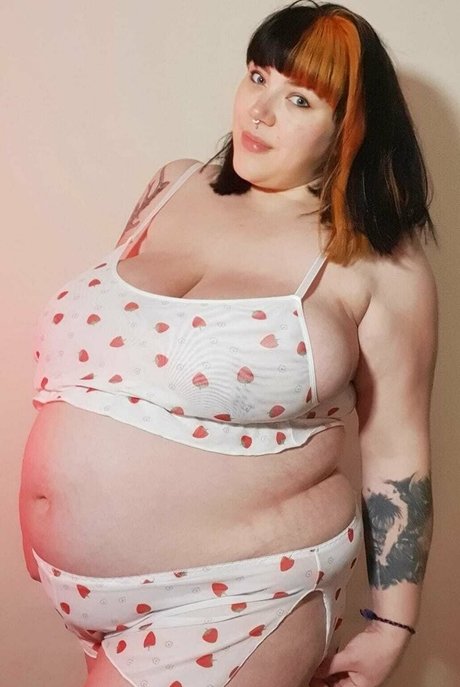 Gigiouija modèle sympa des photos