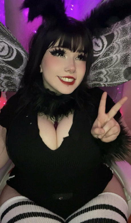 milf aux cheveux noirs onlyfans porno de haute qualité img