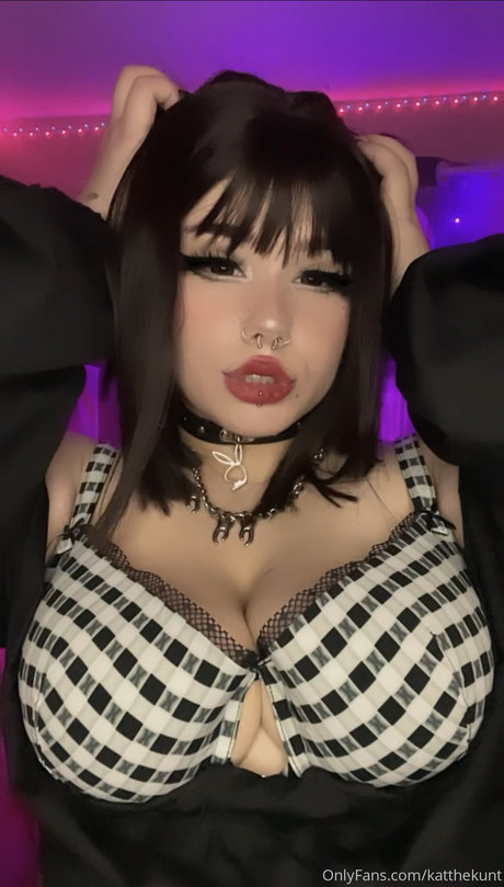 maman asiatique onlyfans assez érotique collection