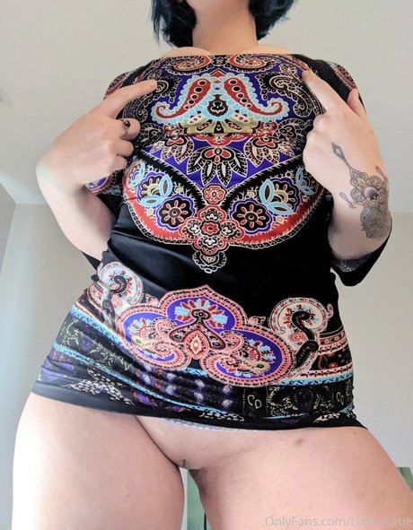 Classy katie modèles nus archive