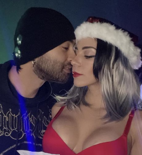 Aline Chelius actrice exclusive des photos