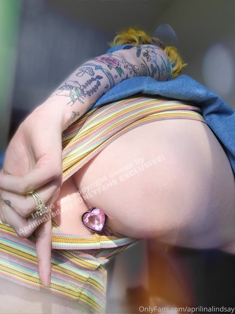 aprilinalindsay actrice xxx des photos