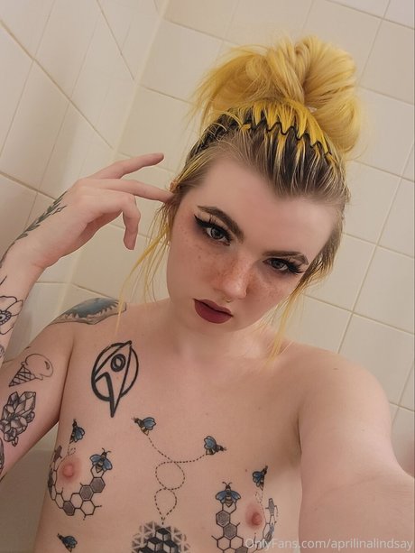 aprilinalindsay modèle chaud des photos