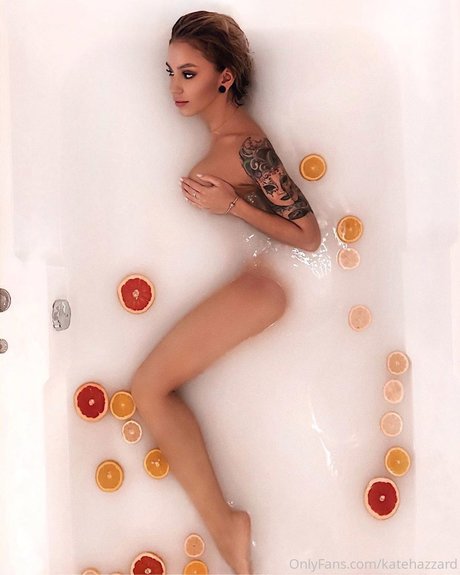 Kate Hazzard star du porno érotique des photos