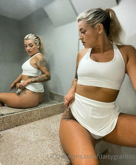 daisygrantxo star du porno en haute qualité des photos