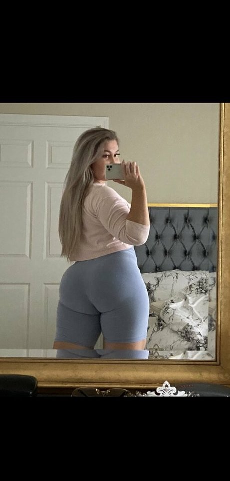 yoursnikita actrice artistique galeries