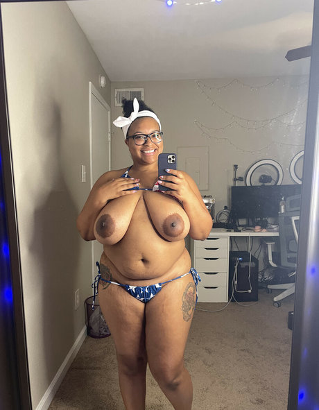 Yasmin irl étoile des photos