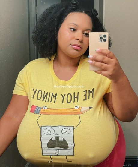 Yasmin irl étoile érotique des photos