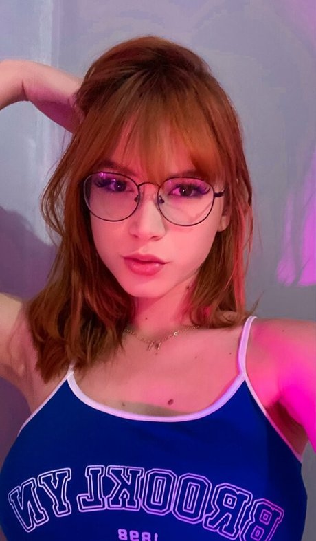 blonde transexuelle onlyfans porno exclusif images