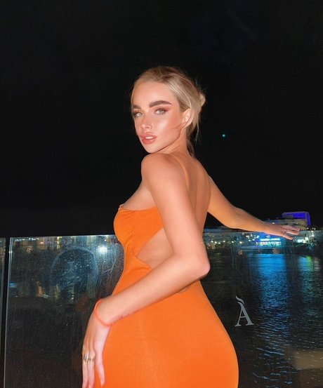 Antonia Freya Lidia actrice de sexe photos