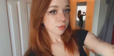 Becky May étoile xxx galerie