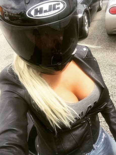 Malorie Woods top star galeries