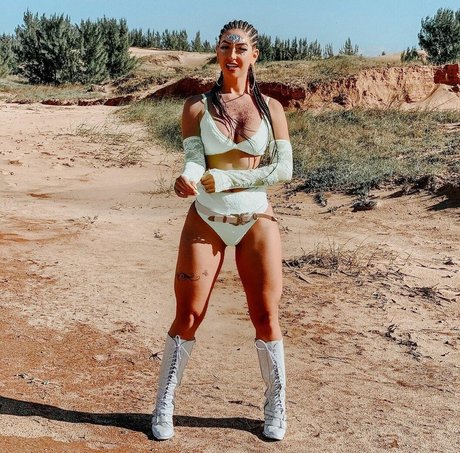 Sabrina Raissa étoile adulte des photos