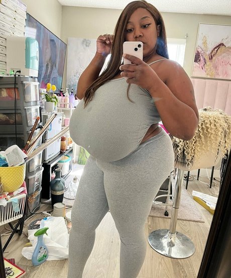 PoetryStudios modèle parfait img