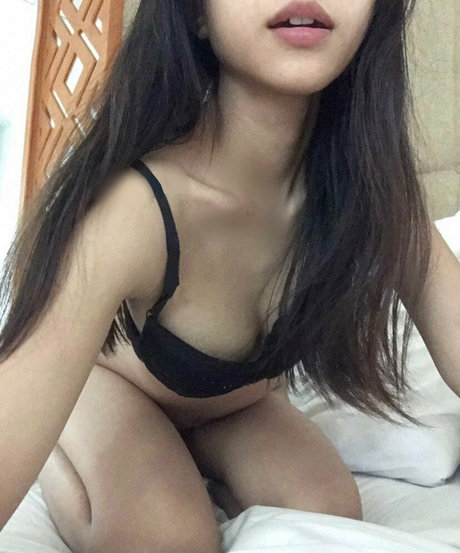 Pinkypb star du porno en haute qualité image