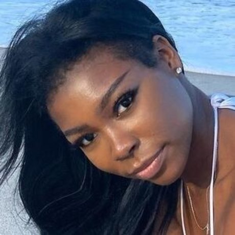 Annah Nicki Smith star du sexe galeries