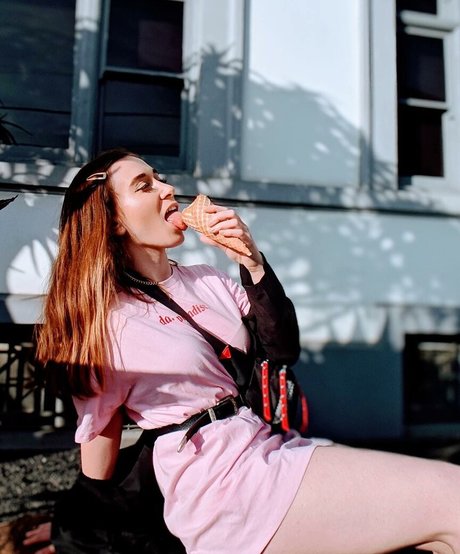 Angelica Trae étoile photo