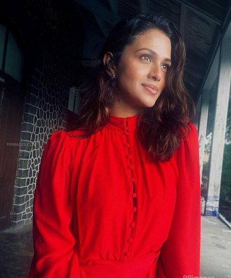 Adline Castelino star du porno adulte archive