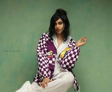 Adah Sharma jolie actrice galerie