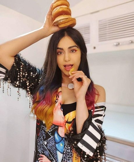Adah Sharma Fotoaufnahmen