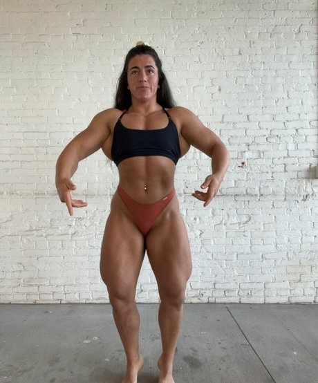 Hunter Henderson modèle xxx collection