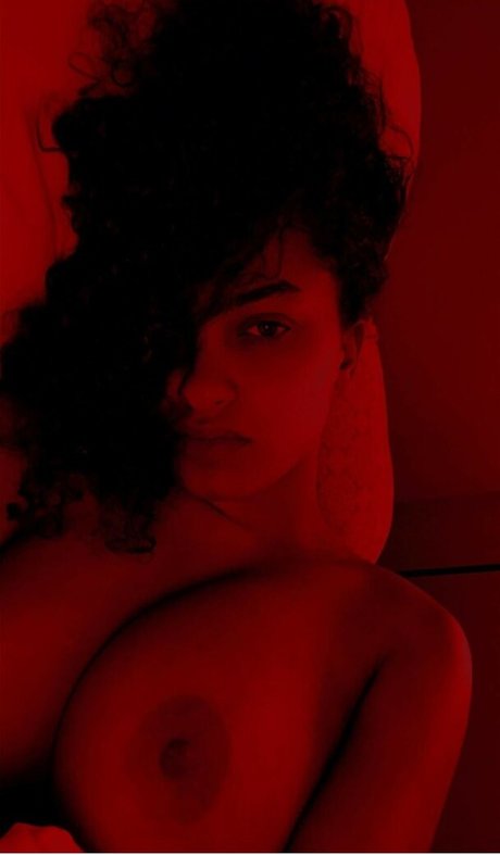 doigté ébène onlyfans xxx adulte image