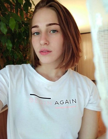 filles de larmée uniquementfans nu de haute qualité archive