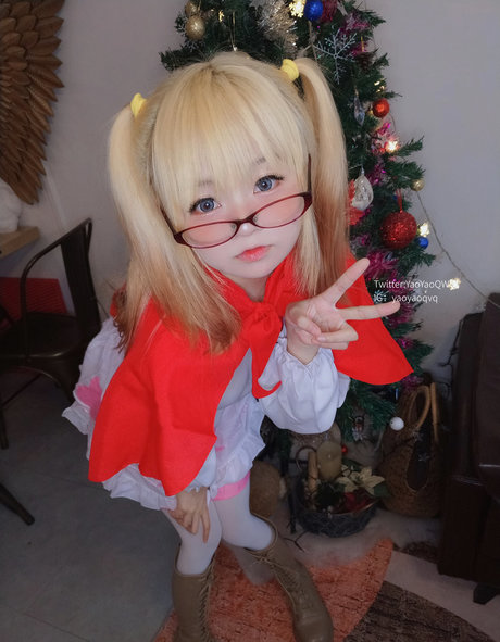 YaoYao star pornographique img