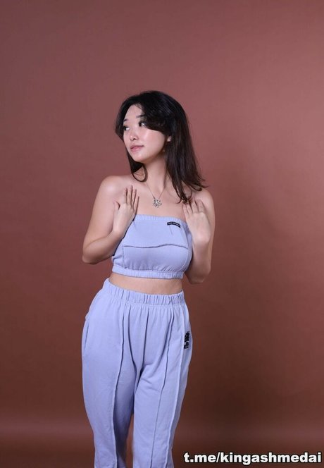 Livy Renata modèle érotique images