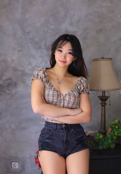 Livy Renata actrice libre des photos