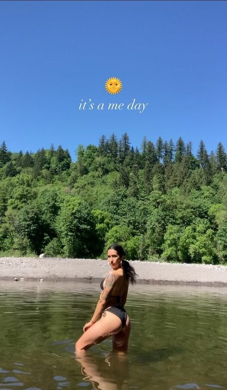 Lenamarisol modèle joli image