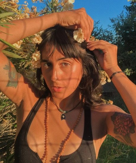 Lenamarisol star pornographique photos