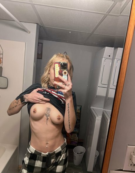 lealy47 star du porno chaude img