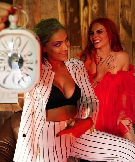 creampie transexuelle uniquementfans qualité supérieure des photos