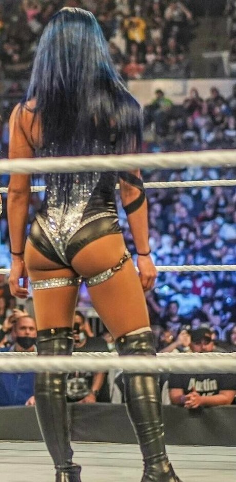 WWE Sasha Banks modèle de sexe des photos