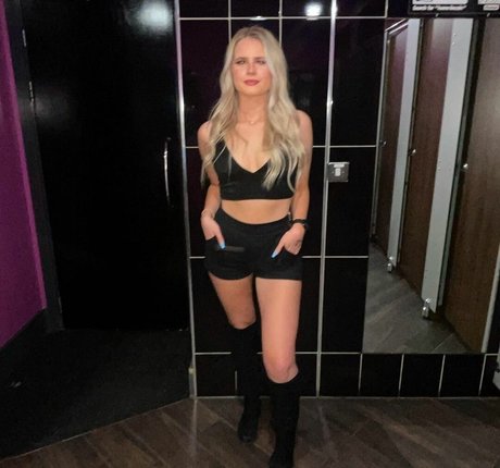 Lilly Sue McFadden star du porno sexy photos