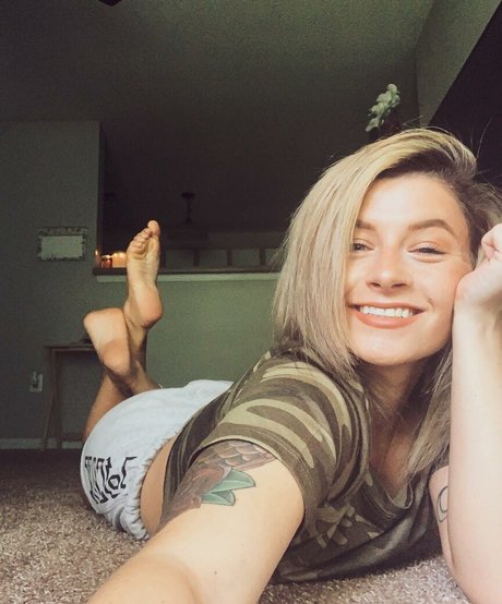 Beekay5667 étoile chaude image