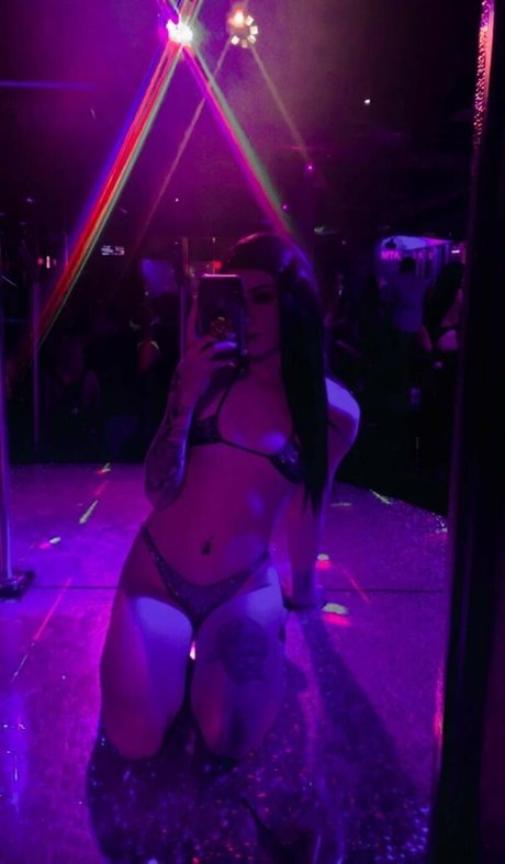 ButaneBunni star du porno gratuite images