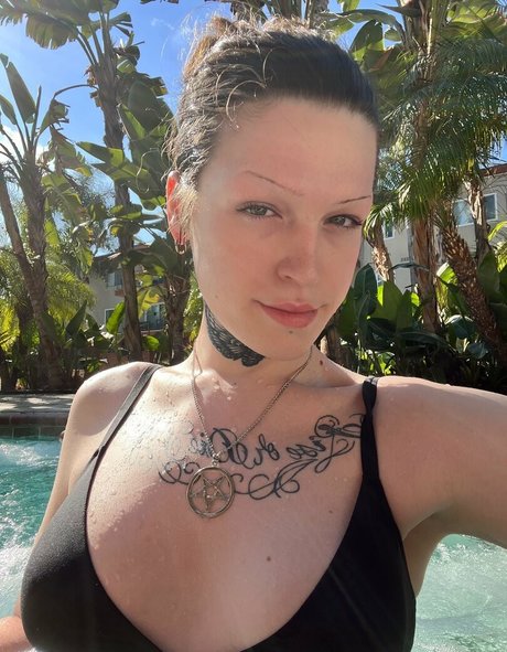 tsviolethaze modèle xxx image