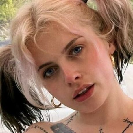 Miss Marilyn art de star du porno photo