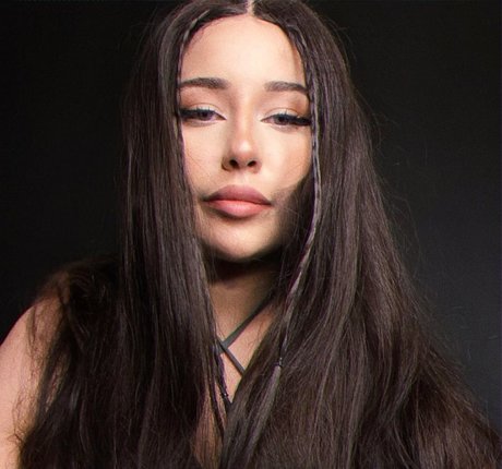 Shiny ASMR star du porno chaud photos