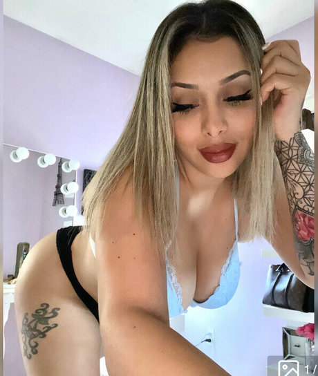 Hellomissbianca actrice sexy image