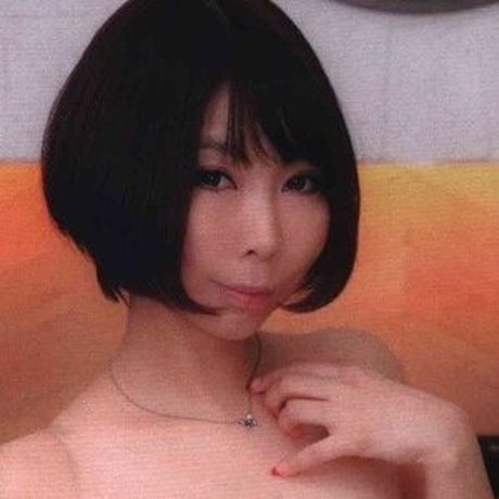 Ashiya Noriko modèle pornographique photos