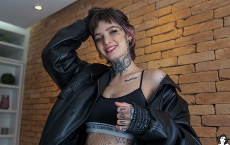 millene modèle joli des photos