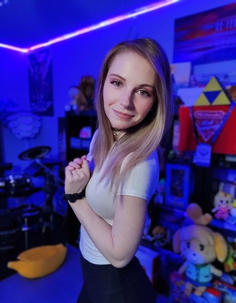 MissClick modèle porno image