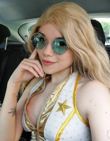 Inu A Akane star du porno chaud photo