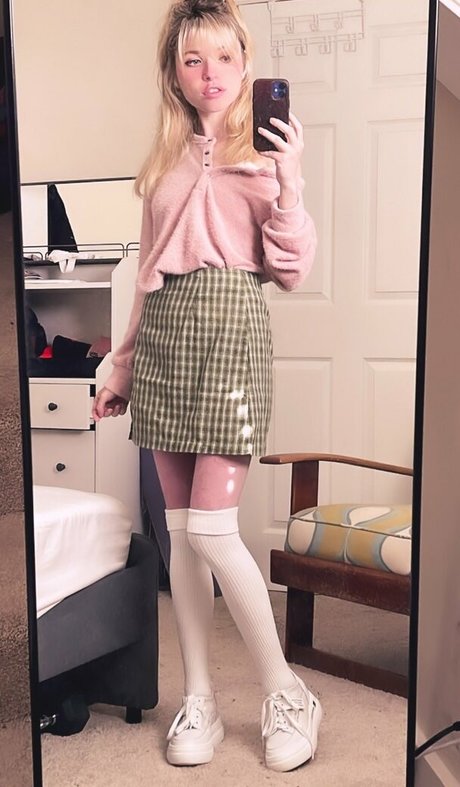 Thejamplan étoile chaude photos