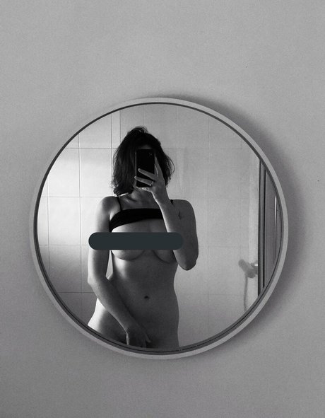 Katevmodel haut étoile archive