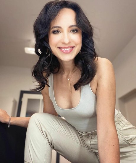 Stephanie Stumph modèle magnifique galeries