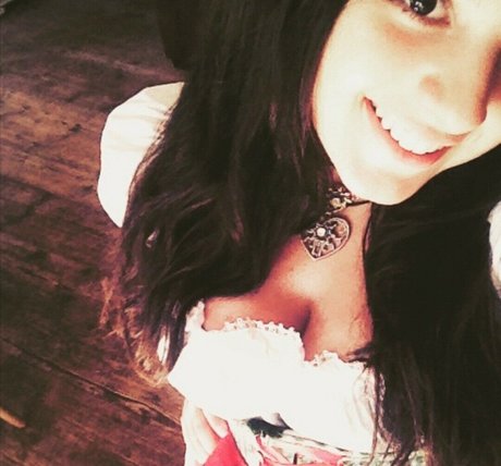 Theodwra Drinia haut modèle img